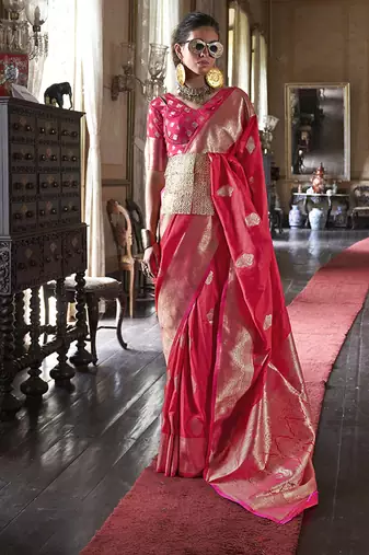 pink color two tone handloom weaving silk blend traditional saree