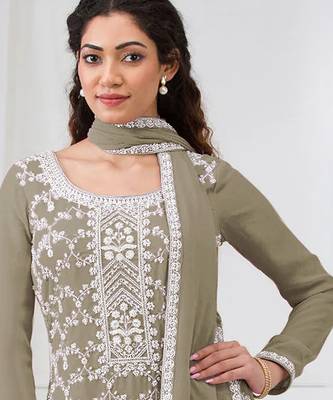 Mehendi embroidered faux georgette salwar suit 2