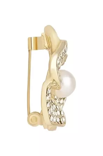 Gold plated stylish traditional brooch/lapel pin for women 