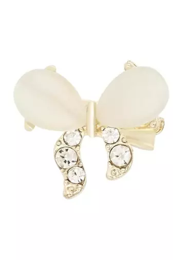 Gold plated stylish traditional brooch/lapel pin for women 