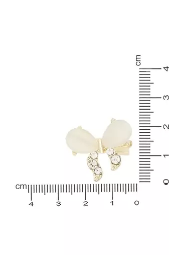 Gold plated stylish traditional brooch/lapel pin for women 