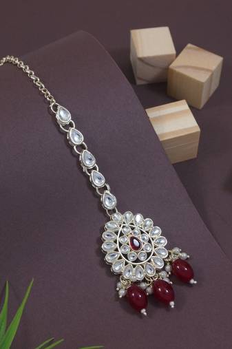 Gold plated traditional kundan & pearl maang tikka for women 