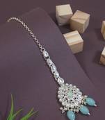 Gold plated traditional kundan & pearl maang tikka for women 