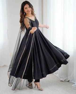 Black roman silk chanderi anarkali with fancy lace work, 4 mtr flair, stitched pant and net dupatta set 4