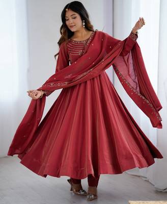 Roman shimmer chanderi silk anarkali with beads handwork, 4 mtr flair, stitched pant and embroidered dupatta set 4