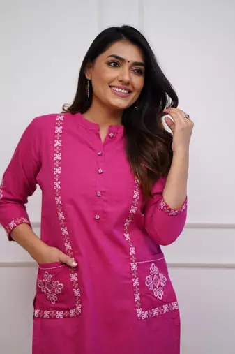 Pink Women  Cotton Embroidered Kurta With Pant