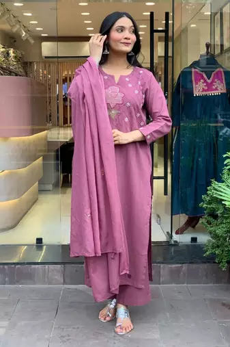 Lilac Women  Cotton Embroidered Kurta With Pant And Dupatta