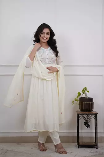 Aaysa women pure cotton embroidered white kurta with pant and dupatta