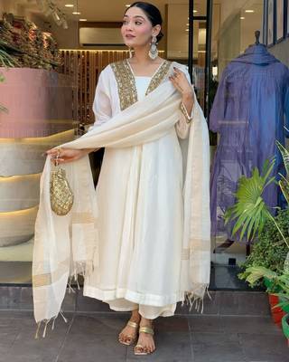 White Women Pure Cotton Embroidered Kurta With Pant And Dupatta 2