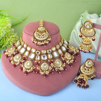 Stunning maroon color kundan necklace set for ethnic occasions 1