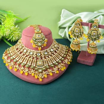 Traditional yellow color kundan necklace set for festive outfits 1