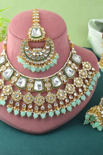 Festive pista green color kundan necklace set for party wear