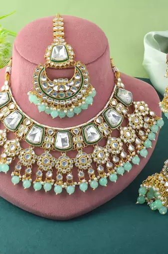 Festive pista green color kundan necklace set for party wear