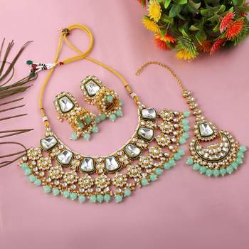 Festive pista green color kundan necklace set for party wear 2