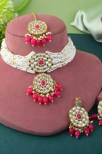 Traditional rani color choker kundan necklace set for festive vibes