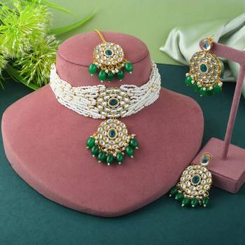 Classic green color choker kundan necklace set for ethnic dressing 1