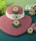 Classic green color choker kundan necklace set for ethnic dressing