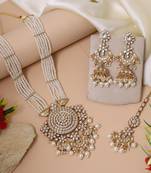 White color kundan necklace set