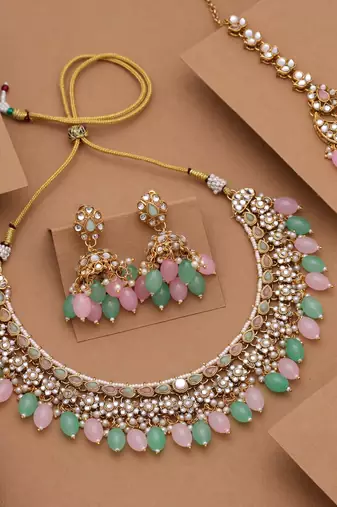 Pink & pista green color kundan necklace set
