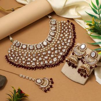 Maroon color kundan necklace set 2