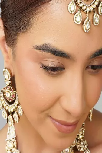 Gold plated kundan necklace set