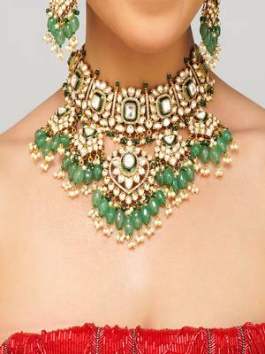 Gold plated kundan green stone necklace set 4