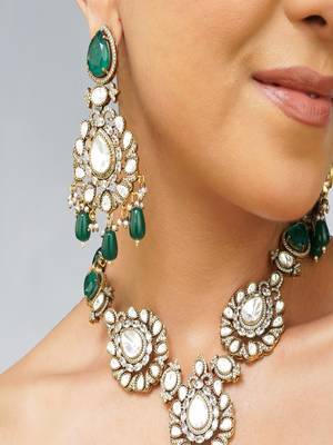Gold plated kundan green stone necklace set 2