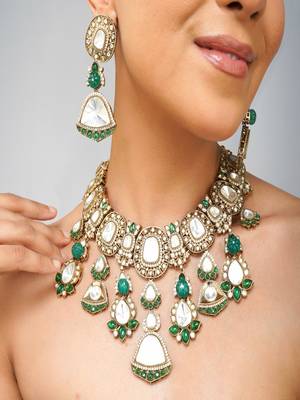 Gold plated kundan green stone necklace set 3