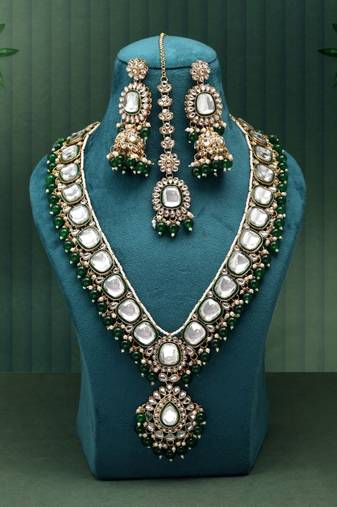 Green color kundan necklace set