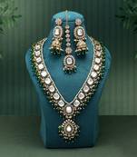 Green color kundan necklace set