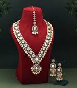 White color kundan necklace set