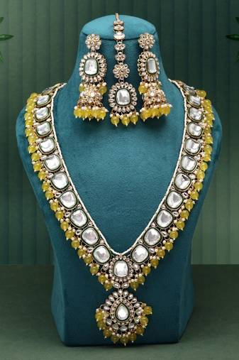 Yellow color kundan necklace set