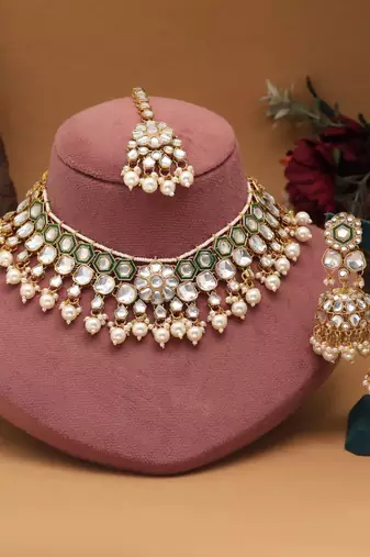 White color meena work kundan necklace set