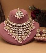 Pink color kundan necklace set