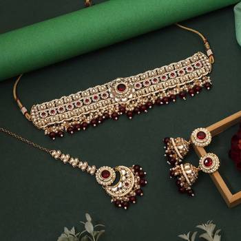 Maroon color kundan necklace set 2