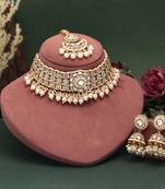 White color kundan necklace set