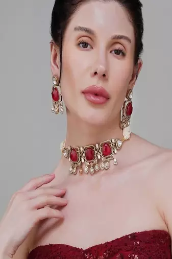 Gold plated kundan red stone choker necklace set