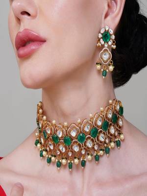 Gold plated kundan green stone choker necklace set 2