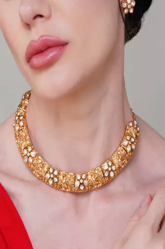 Gold plated necklace set