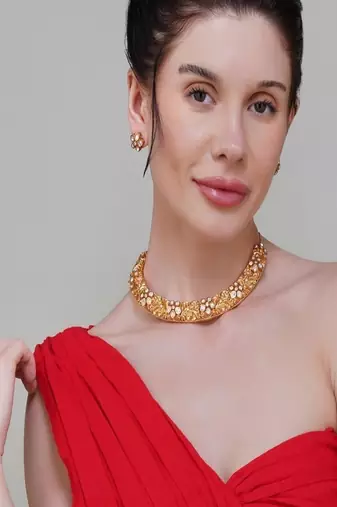 Gold plated necklace set