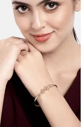 Stylish rose gold plated cubic zirconia american diamond adjustable bracelet for women & girls