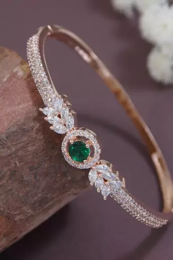 Stylish rose gold plated cubic zirconia american diamond adjustable bracelet for women