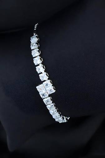 Stylish silver plated cubic zirconia american diamond adjustable bracelet for women