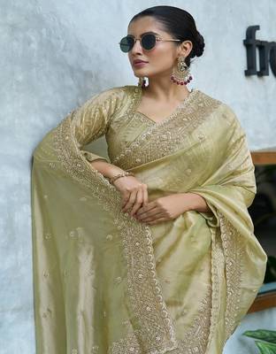 Pista embroidered banarasi silk saree 4