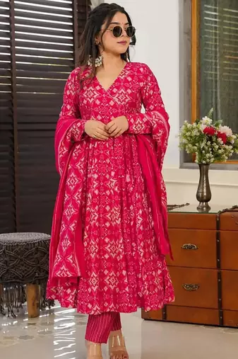 Pink heavy digital printed maslin anarkali style