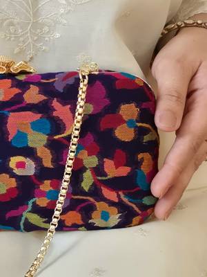 Blue wool floral embroidered clutch 5