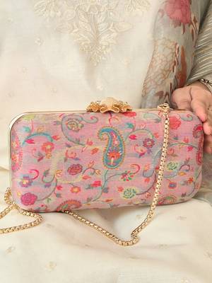 Pink wool floral embroidered clutch 3