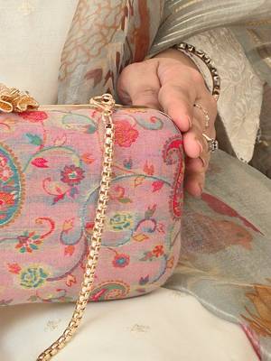 Pink wool floral embroidered clutch 5