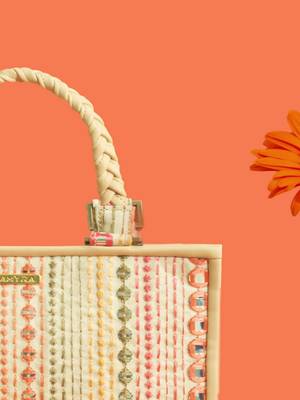 Multicolor silk embroidered tote bag 4
