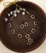 Multicolor flower necklace set